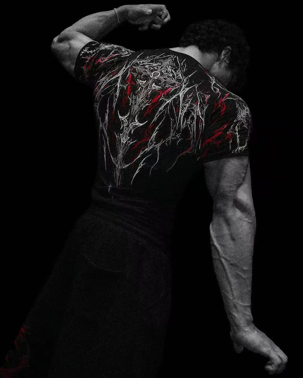 BREATHEDIVINITY compres Wicking