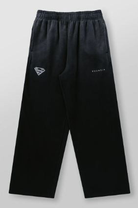 2032 Superman Sweats – Black Wash | YOUNGLA