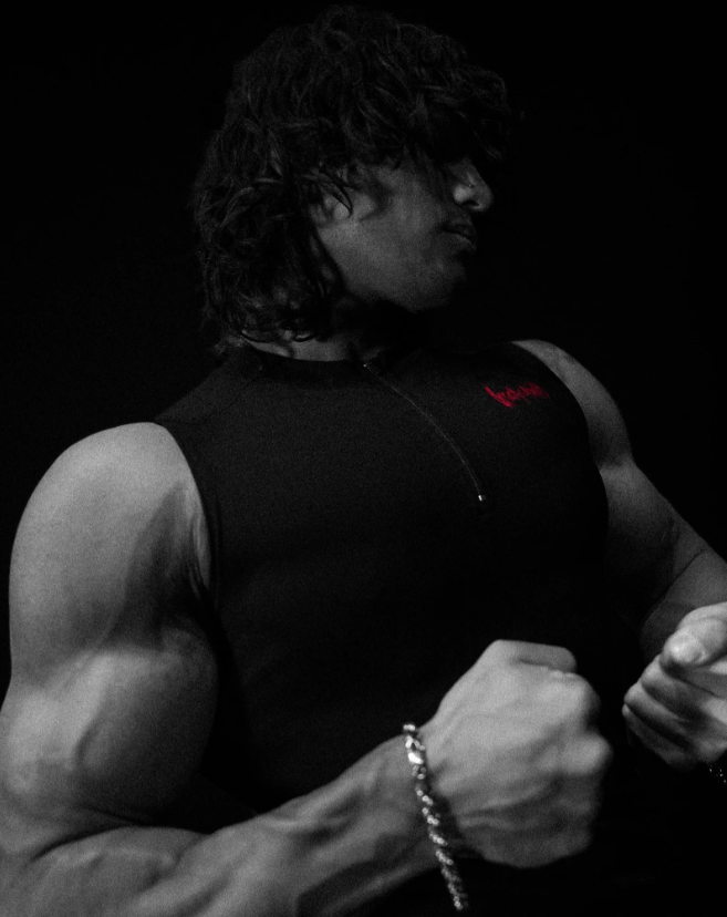 BREATHEDINITY SLEEVELESS compresion