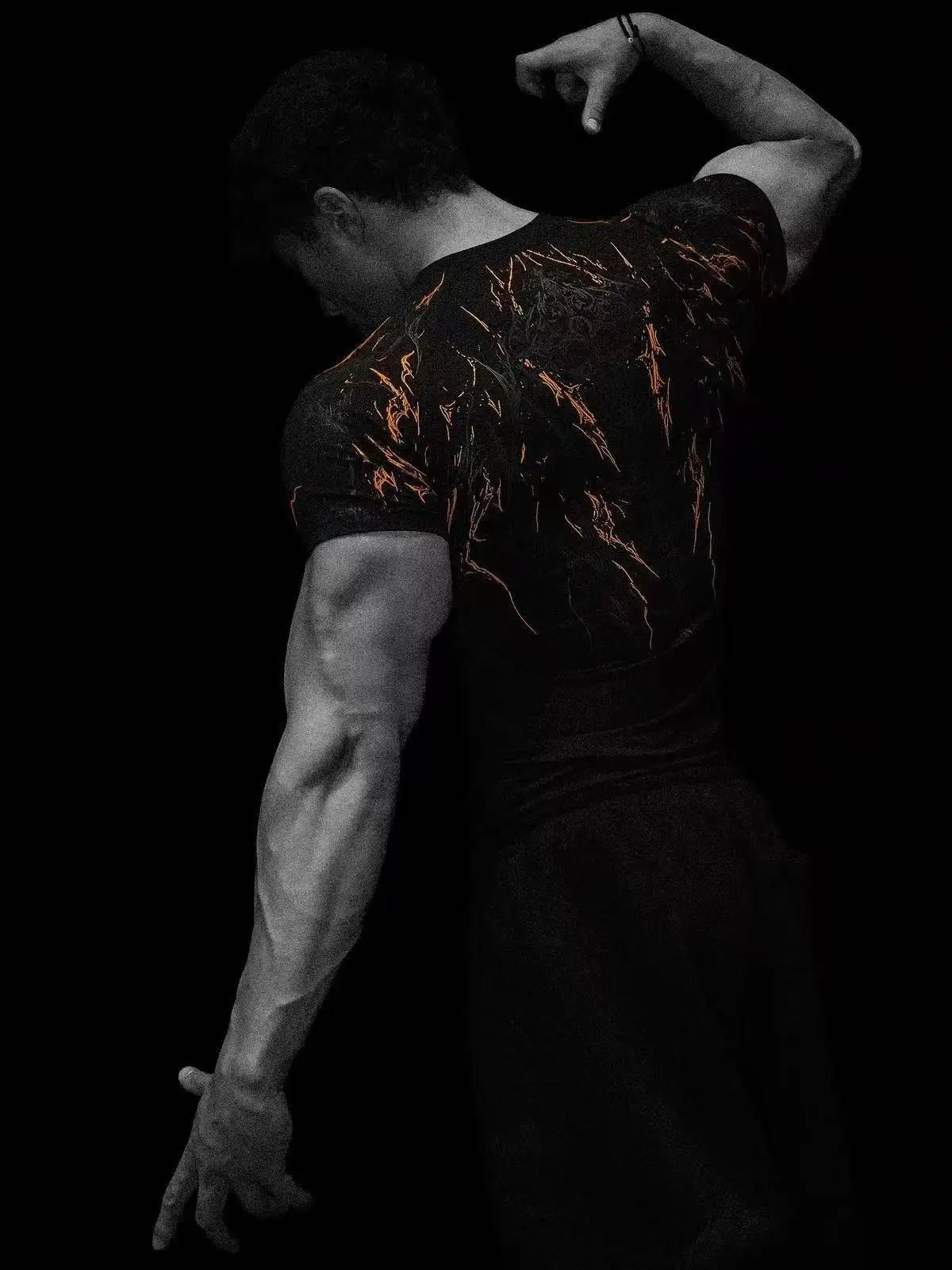 BREATHEDIVINITY compres Wicking