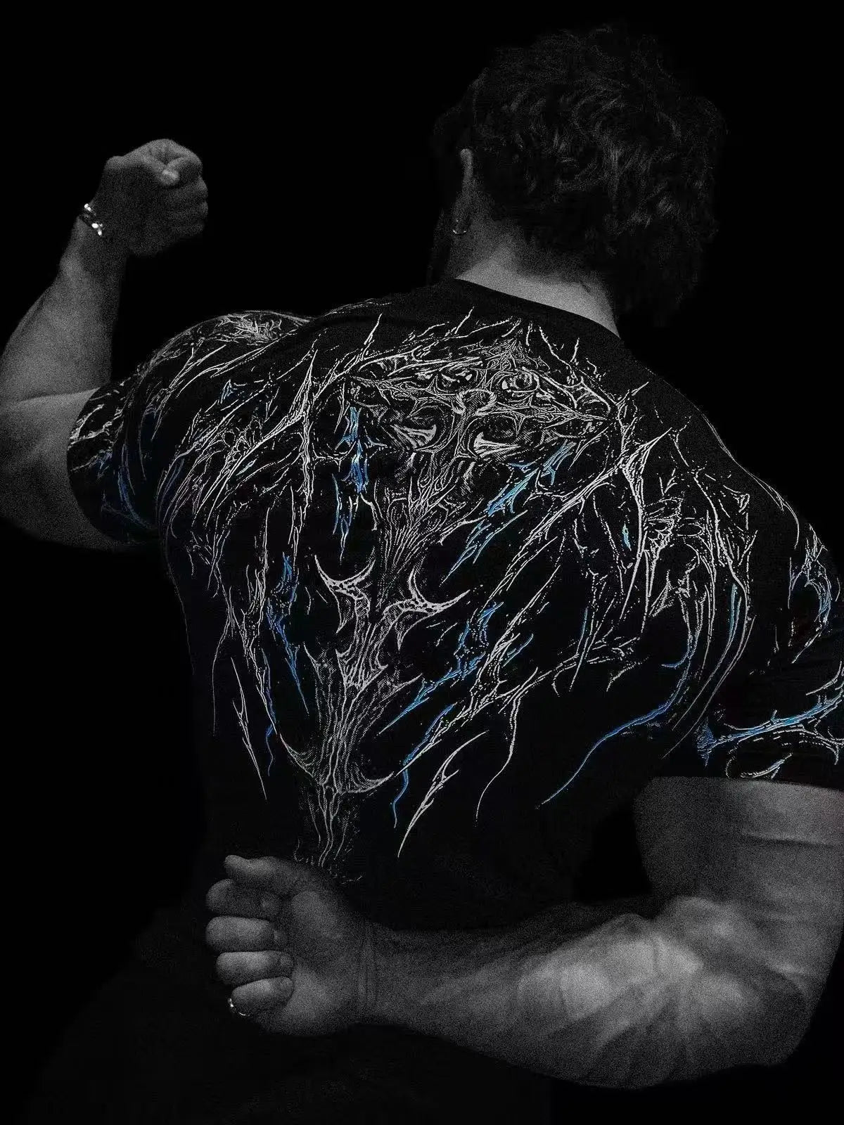 BREATHEDIVINITY compres Wicking