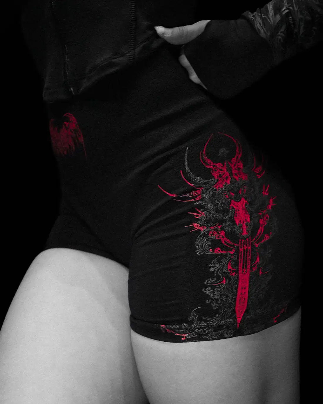 Breathedivinity shorts women
