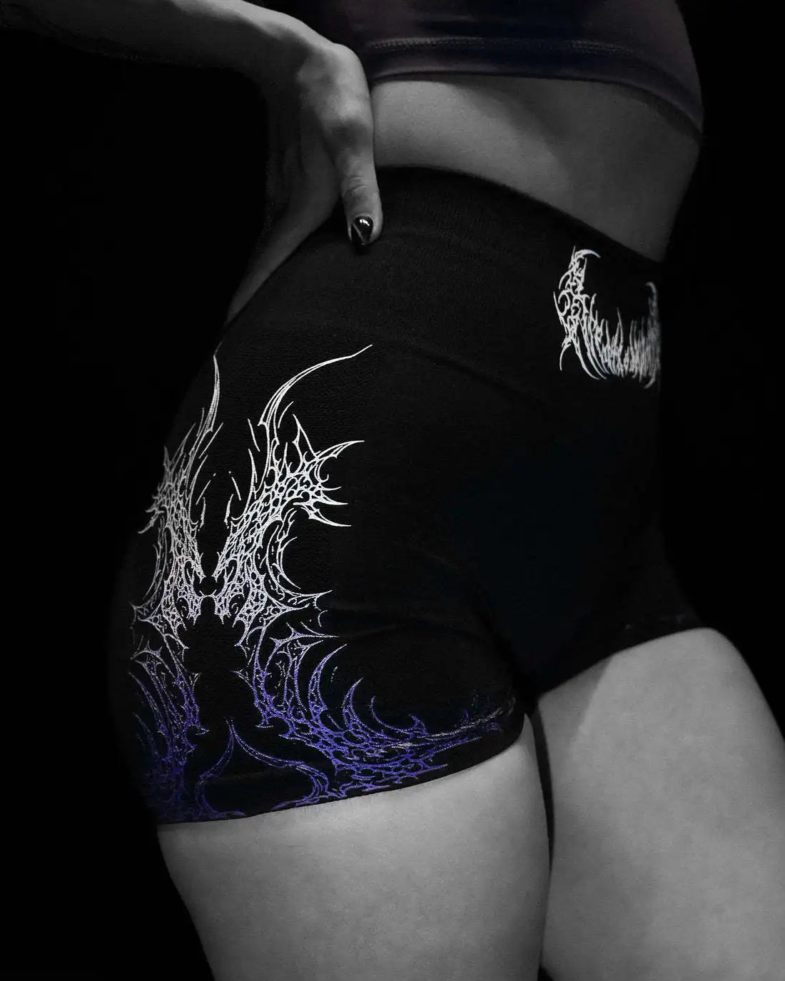 Breathedivinity shorts women