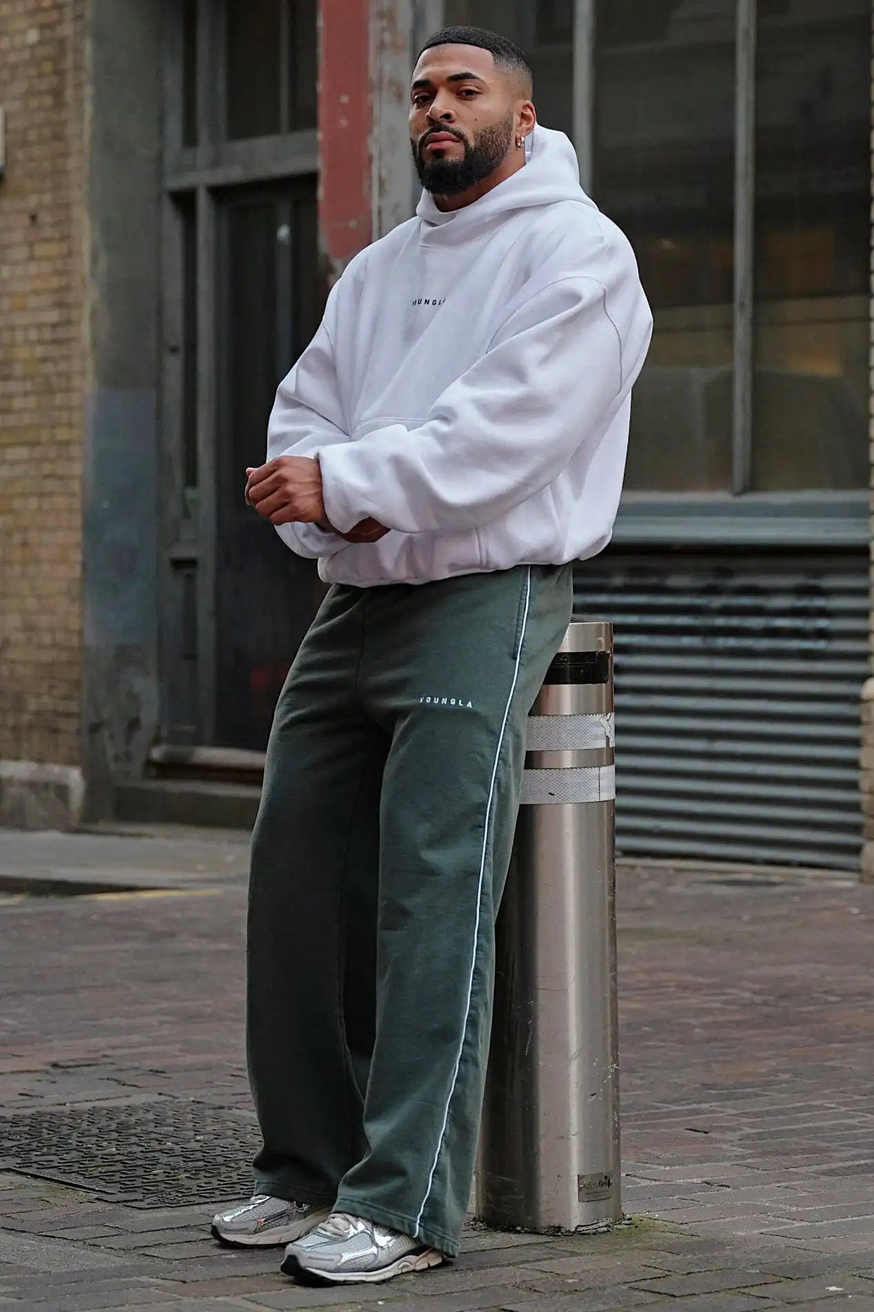 Oversized Black YOUNGLA